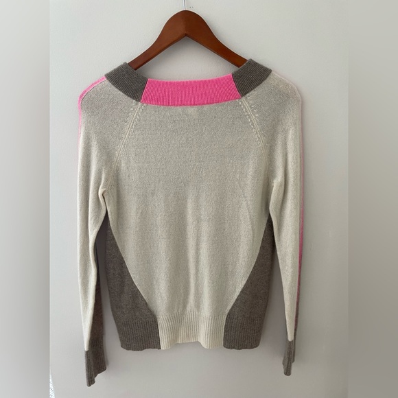 White + Warren Cashmere Sweater - Picture 4 of 5